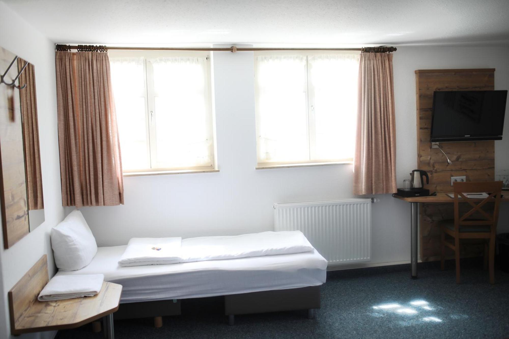 Gasthaus Hotel Zum Kreuz Stetten am Kalten Markt Exteriér fotografie