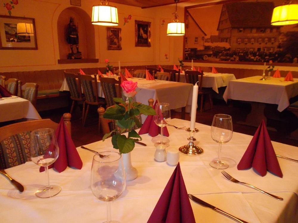 Gasthaus Hotel Zum Kreuz Stetten am Kalten Markt Exteriér fotografie